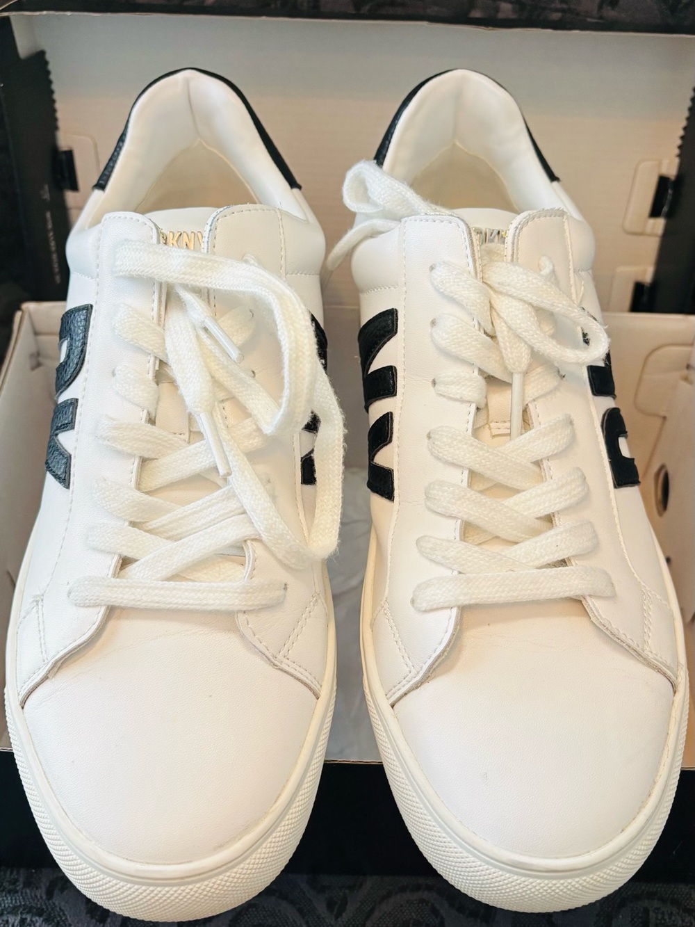 DKNY White Low-Top Sneakers with Black Logo Accents